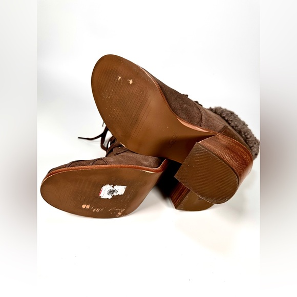 UGG JAXON SUEDE CUFF LACE UP SHEARLING BOOTS - Picture 12 of 12